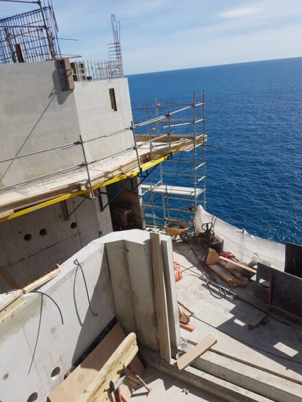 open-air pool for turtles construction - oceanographic museum Monaco